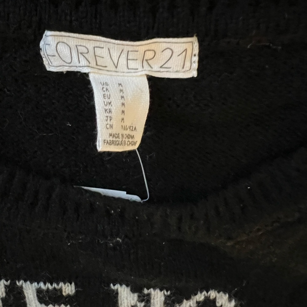 Quote Sweater - Picture 2 of 2
